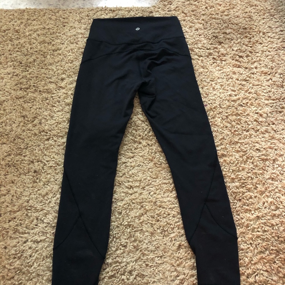 black lululemon leggings size 6